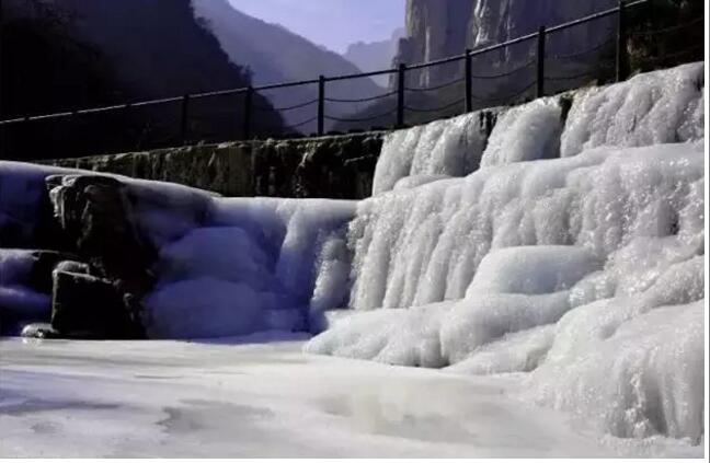 新乡南太行就有世界级的冰瀑