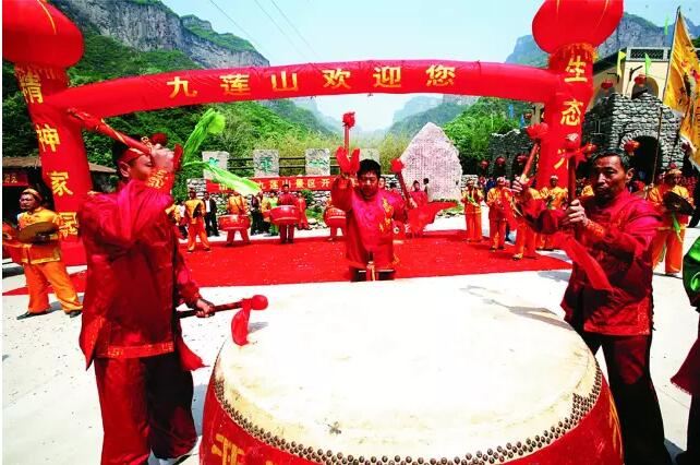 今天小年，新乡南太行给您拜年啦！