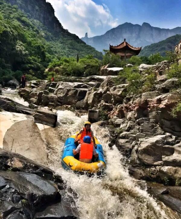 一路漂在矿泉水里，这样的漂流你试过吗？