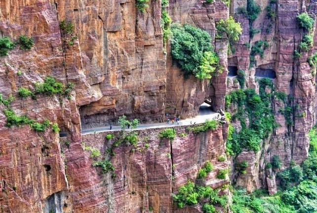 中国有一个“挂”在天上的村子，你来过吗？