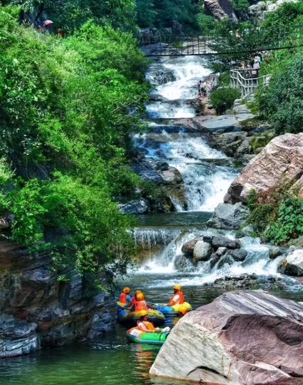 没有漂流的夏天是不完整的，但是这样的漂流你肯定没见过！