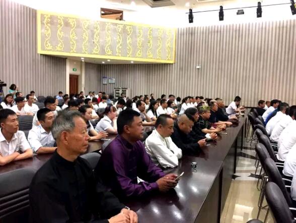 “仰韶·彩陶坊”杯2017第二届新乡南太行国际武术节新闻发布会在新乡举行