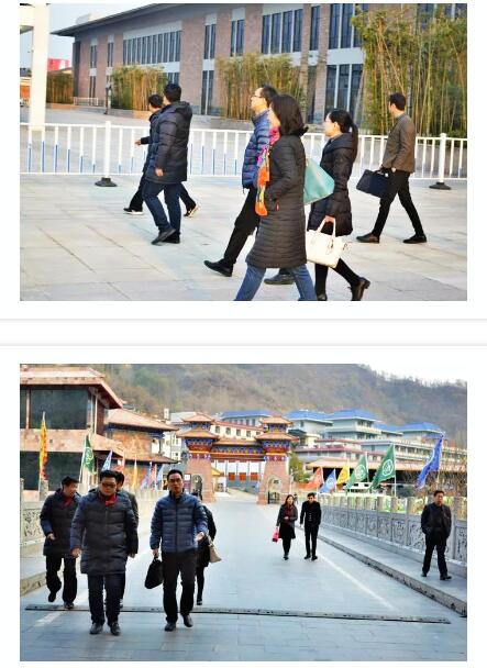 登红岩绝壁,赏峡谷云海,创文明先锋! 登红岩绝壁,赏峡谷云海,创文明先锋!