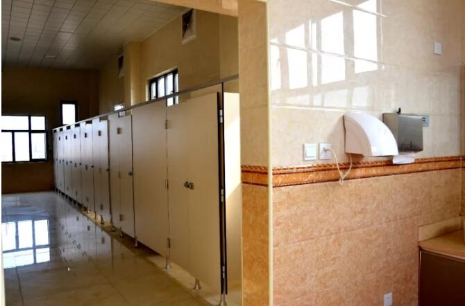 新乡南太行丨小空间 大文明 坚持不懈推进“厕所革命”