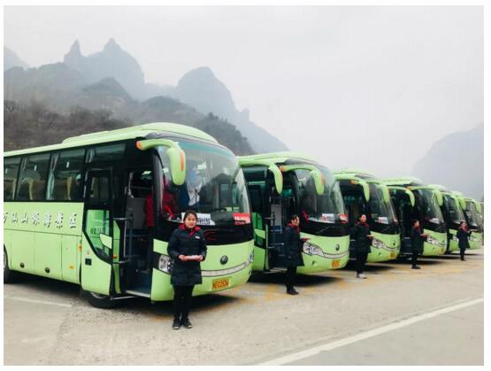 台湾寰宇新世纪贵宾包机团走进万仙山