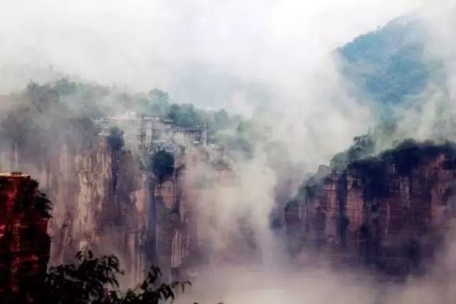 新乡南太行|每次都能完美错过高温预警，万仙山这个天然的避暑胜地。