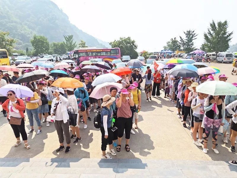 关山国家地质公园获得“河南十佳漂流基地”荣誉称号！