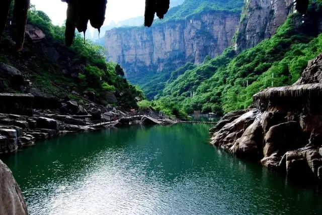 一个无须美图、告别滤镜的地方——八里沟
