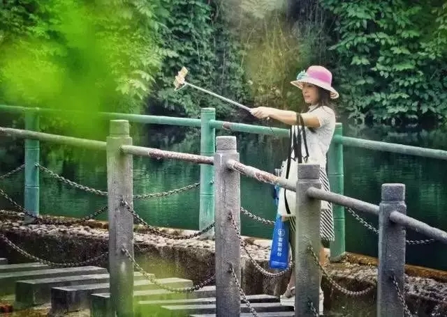 森呼吸、享清凉，我在晴空万里的新乡南太行等你~