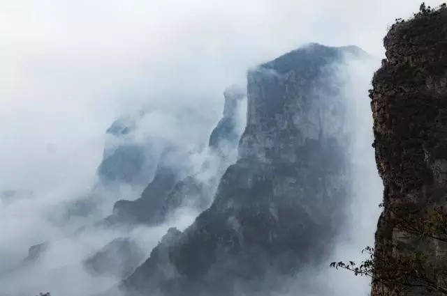 冬韵惹人醉，新乡南太行依然很美！
