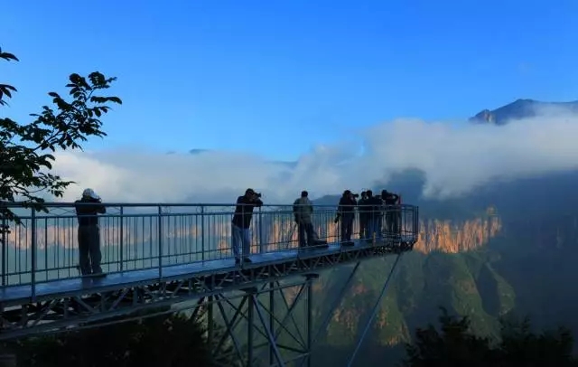 和我在新乡南太行的山里走一走......