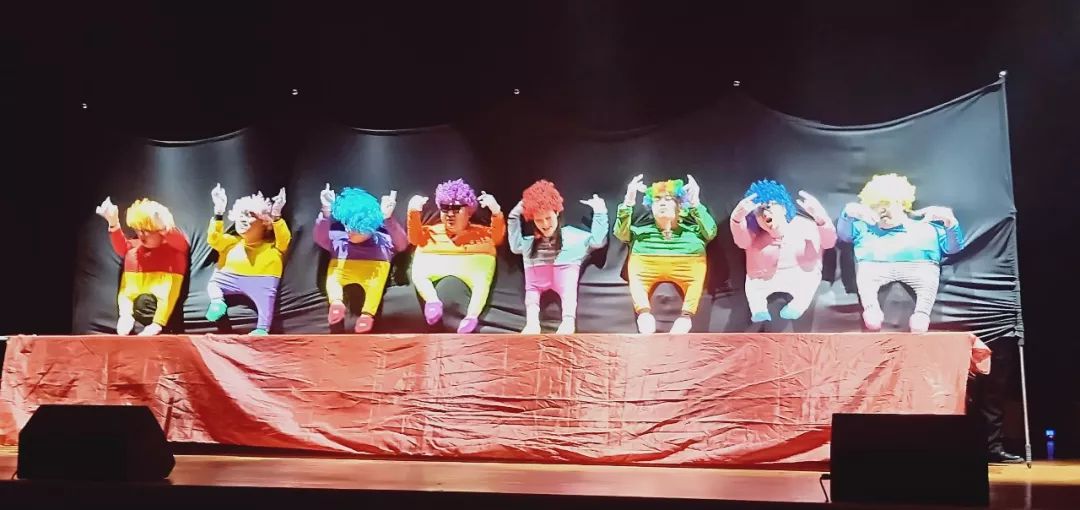 新乡南太行2018年总结表彰大会暨2019年迎新春联欢会顺利召开！