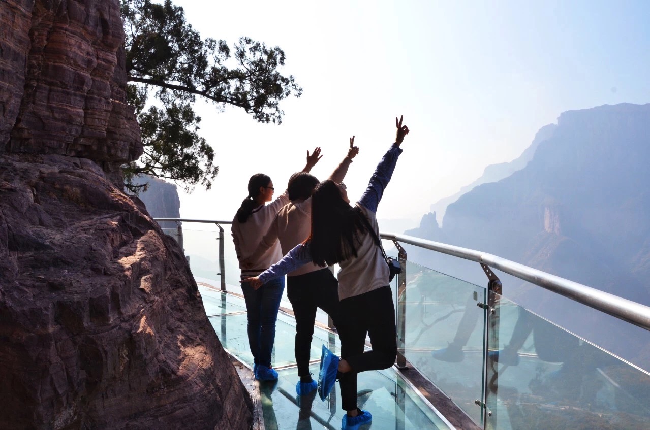 清明假期丨穿汉服游山水，盘点新乡南太行最美春游踏青地！