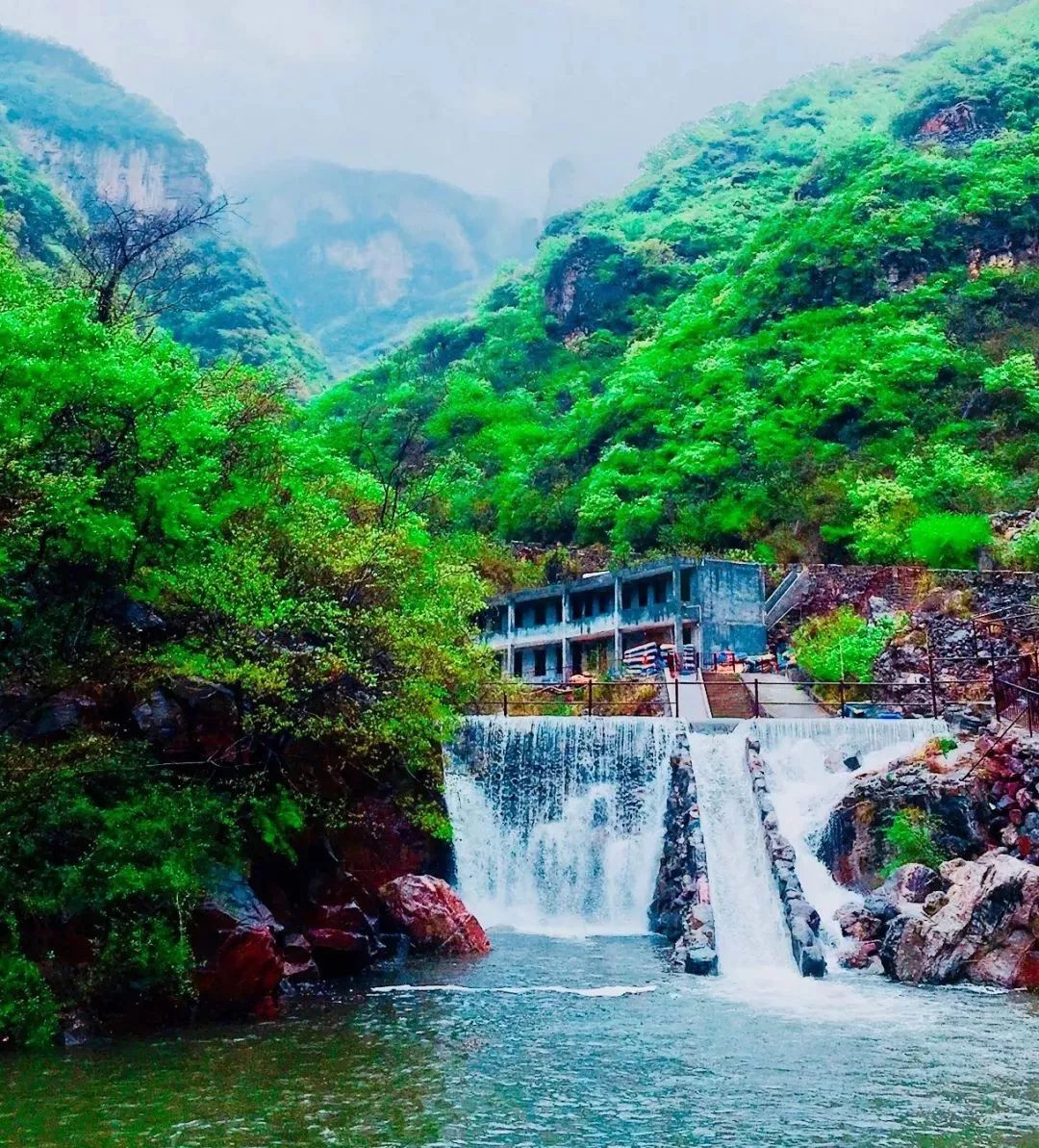 多情最是春雨生，人间仙境看新乡南太行！