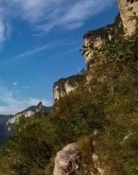 雨后的关山竟然这么美，美的让人窒息....