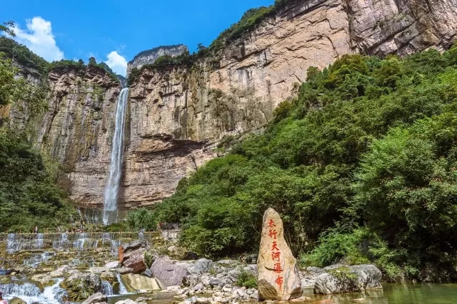 这个五一甩开无趣，来新乡南太行这么玩！