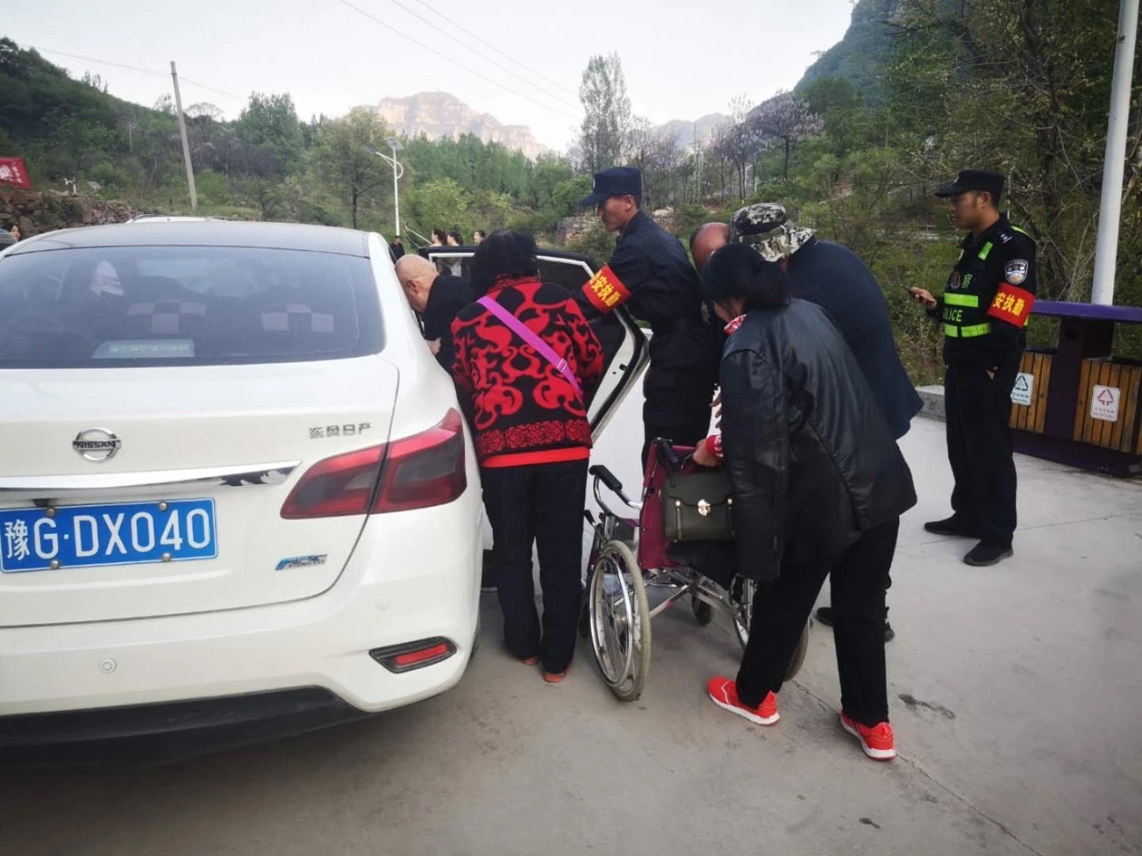 微笑在脸，服务在心，新乡南太行五一小长假完美收官！