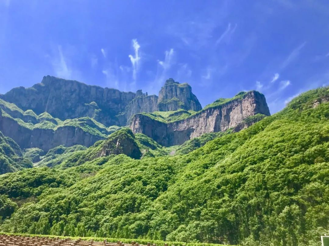 送你一个初夏的八里沟！