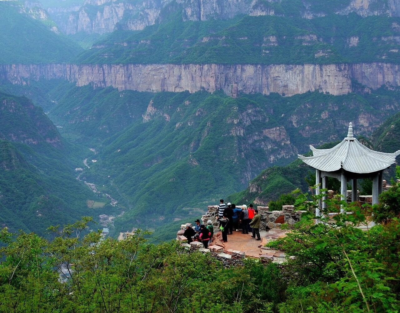 和风送暖，草木欣然，五月的初夏遇见最美的新乡南太行...