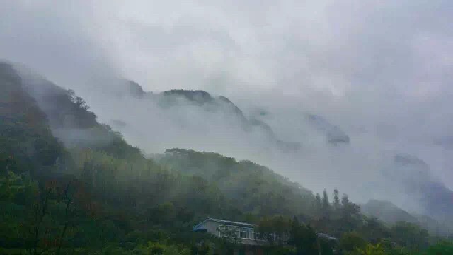 和风送暖，草木欣然，五月的初夏遇见最美的新乡南太行...