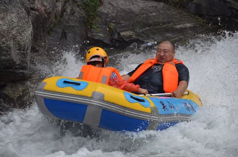 无漂流，不夏天丨新乡南太行关山漂流马上开漂，你准备好了吗！