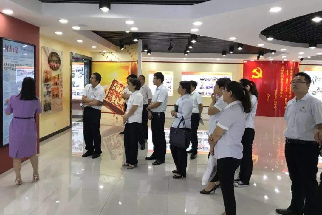 新乡南太行旅游有限公司开展主题党日活动