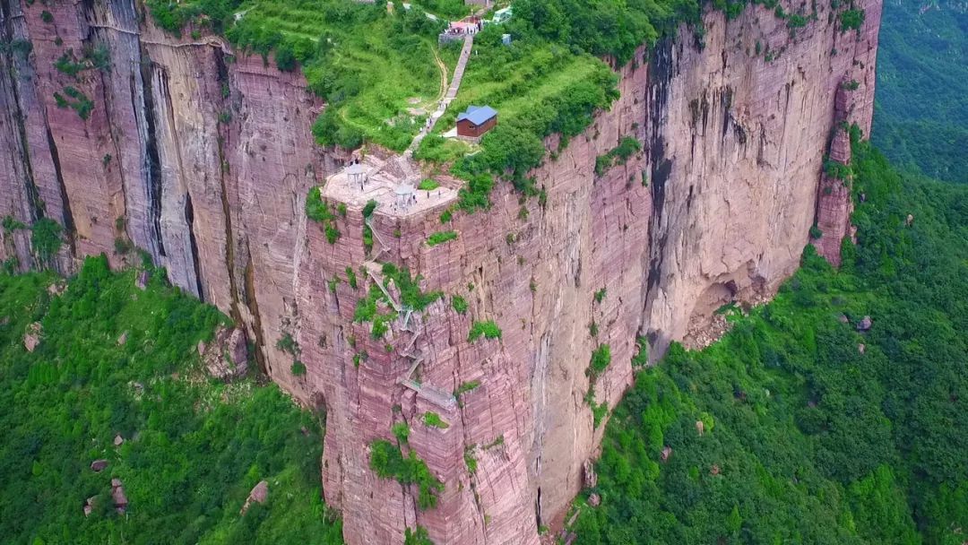 一个适合住下来的地方，慢慢感受新乡南太行的美!