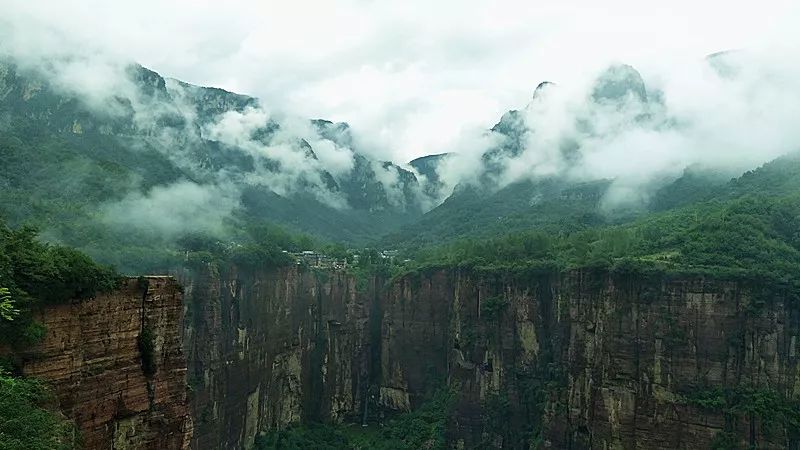 新乡南太行丨雨中赏景，妙遇人间仙境！