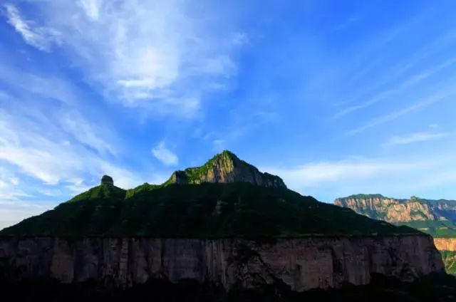 夏日冰淇淋层层滋味，在这里寻找一份你喜欢的夏日味道......