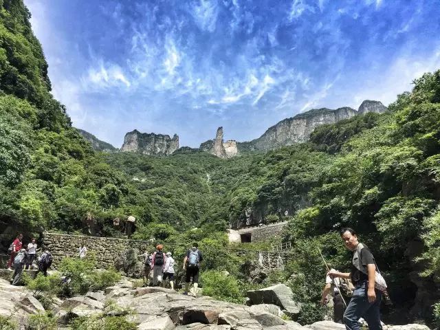 夏日冰淇淋层层滋味，在这里寻找一份你喜欢的夏日味道......