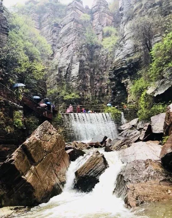 新乡南太行|雨中漫步太行山，领略另一种别致的美！