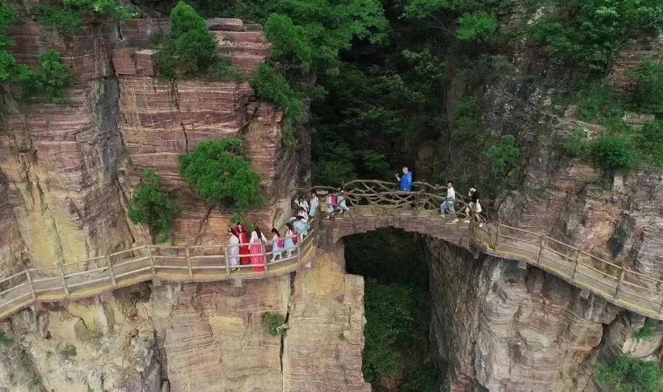 教师节邂逅民族体育运动会，新乡南太行双重优惠乐不停！