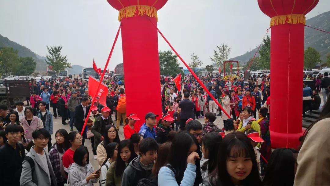 “体彩杯”河南省第九届三山同登群众登山健身大会新乡南太行关山会场暨首届河南省登山户外挑战赛即将上演，你报名了吗？