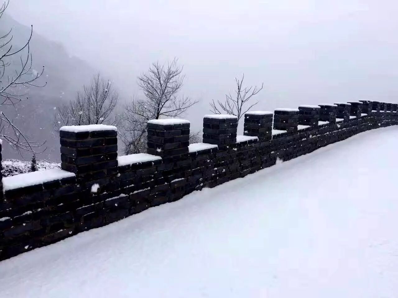 不过是下了一场雪，这里竟然变成童话般的世界......