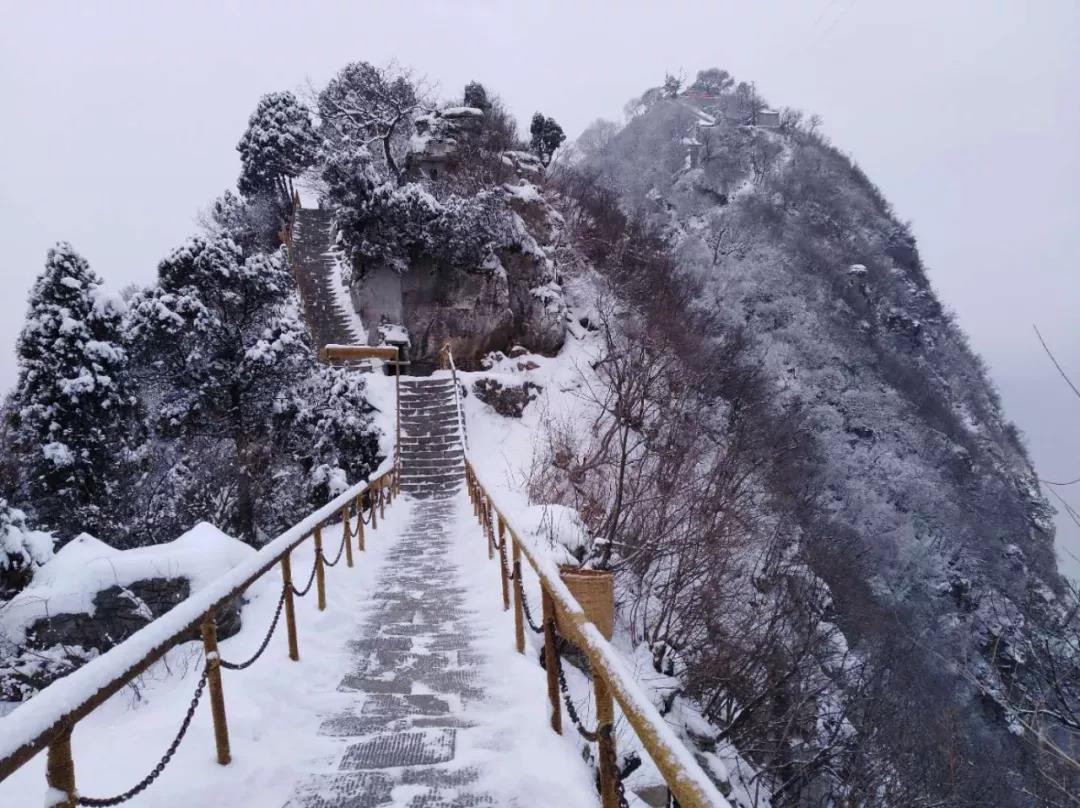 飞雪的季节，来新乡南太行寻找岁寒中的那一抹清欢！