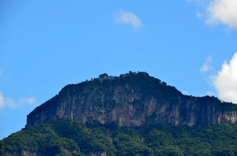 新乡南太行丨不获全胜，决不轻言成功，加油！