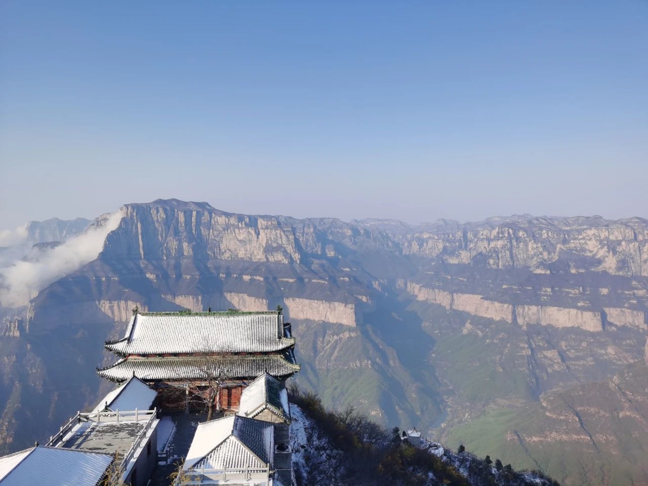 一波美图带你领略一日有四季，十里不同天的新乡南太行奇异美景！