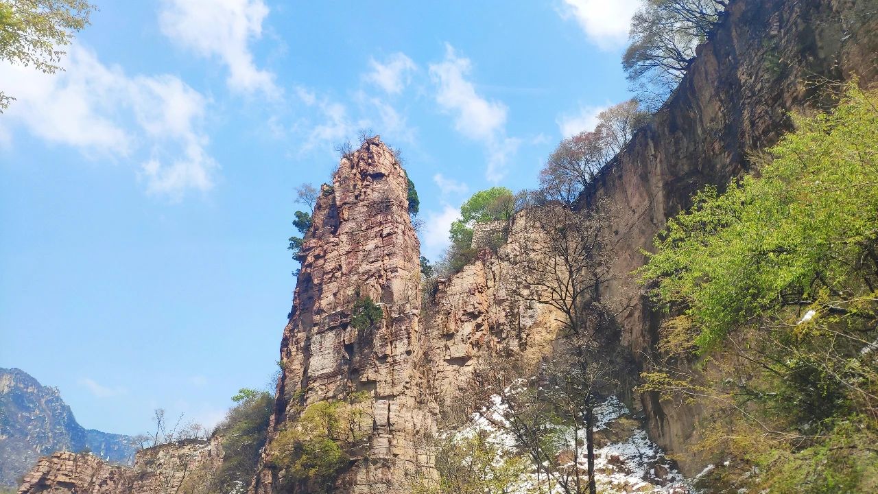 一波美图带你领略一日有四季，十里不同天的新乡南太行奇异美景！