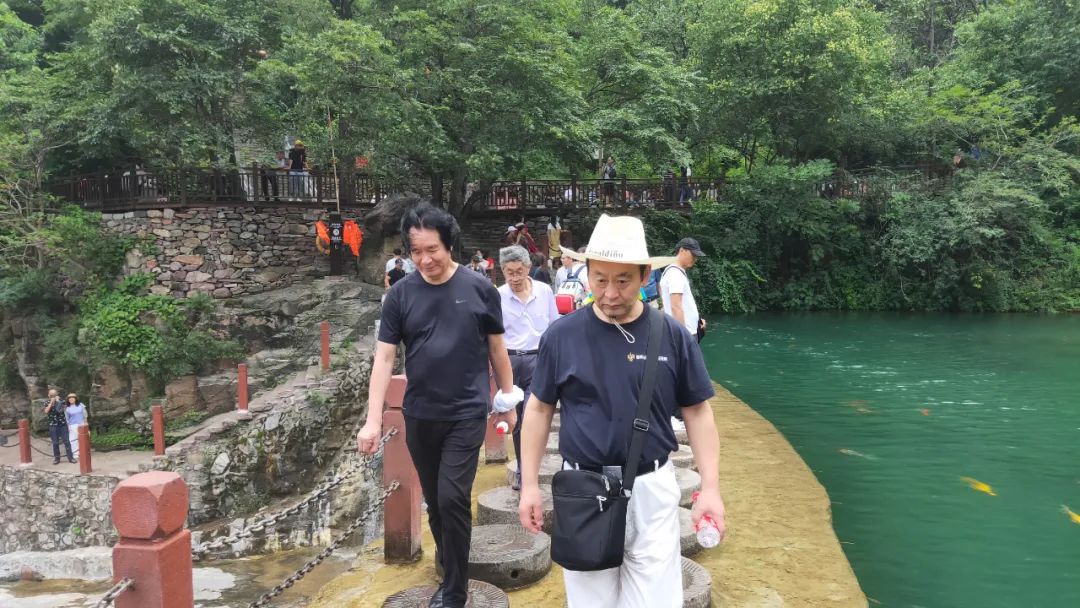 唱响南太行—河南省诗词名家走进新乡南太行采风