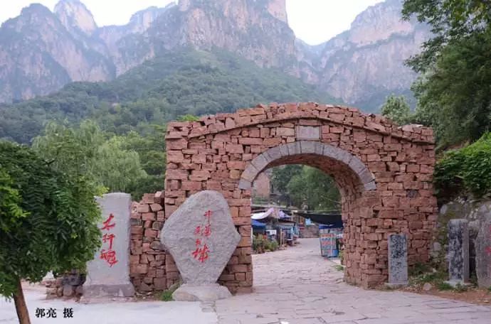 万仙山—静美山水溢清气，得趣清幽尽品赏
