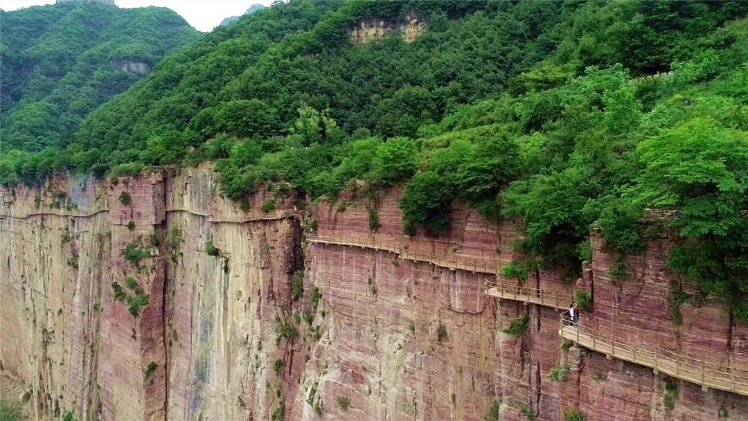 多措并举做防控，“双节”畅游南太行！