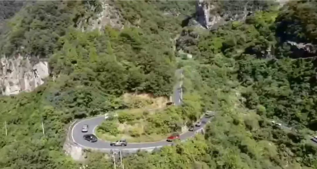 闯雄关险道，体验自驾乐趣，让我们一起相约关山吧！