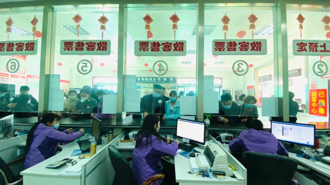 大年初五|新乡南太行游客满盈，井然有序！