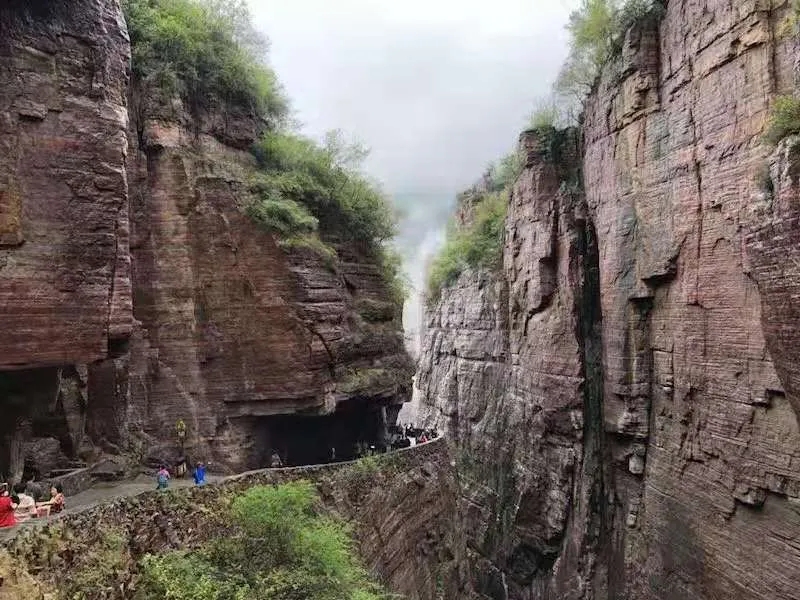 春雨如烟，春意渐浓|春雨邂逅新乡南太行，美如仙境！