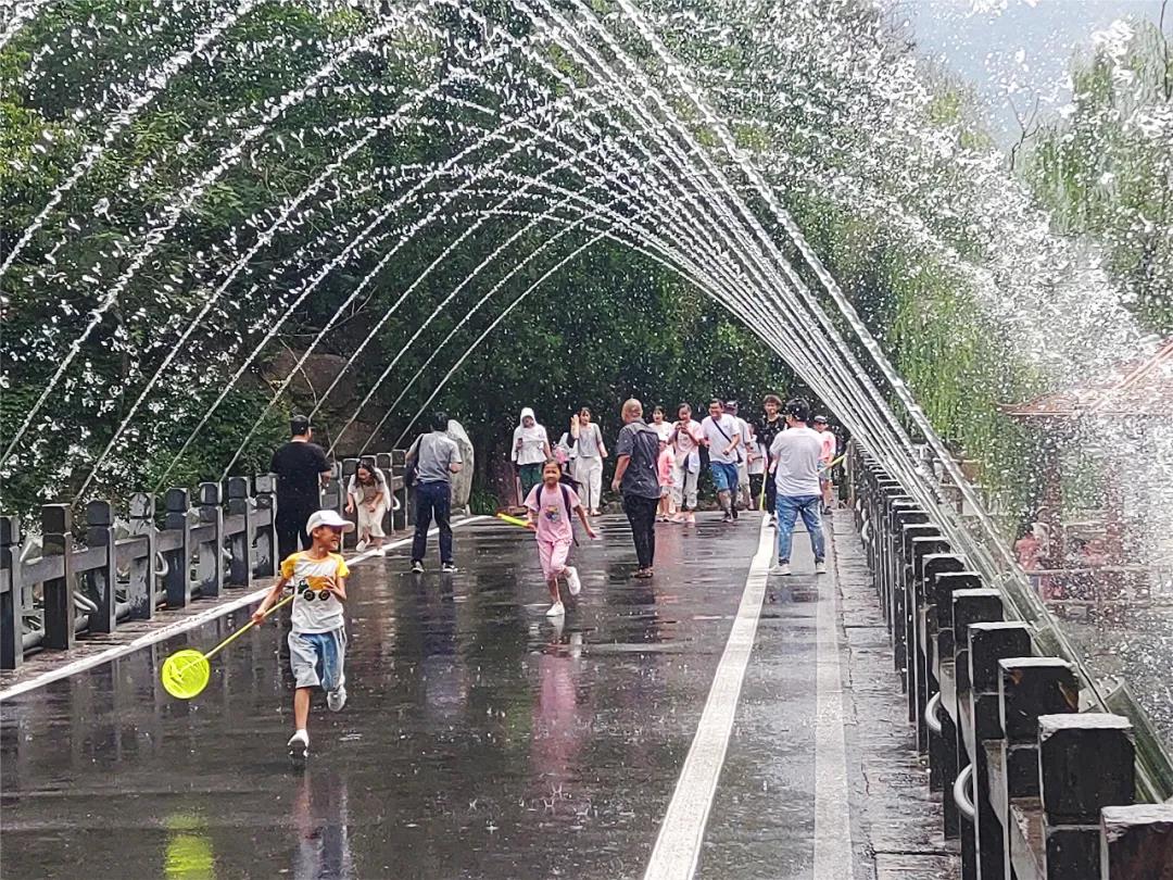 赴一场新乡南太行之约，找寻夏日的乐趣