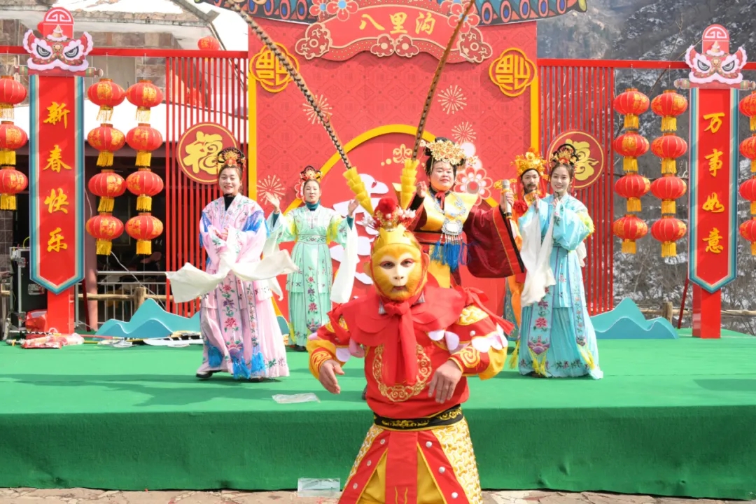 【行走河南·读懂中国】八里沟春节期间掀起了一轮旅游热潮，受到广大游客的好评！