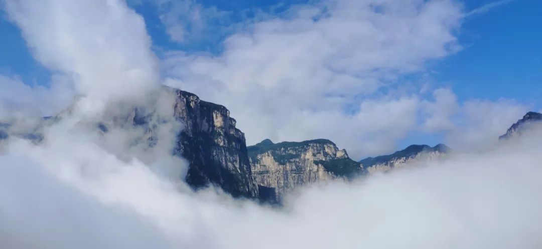 新乡南太行|雨后的云海盛景，是否是你心中曾经不断追逐的诗和远方？