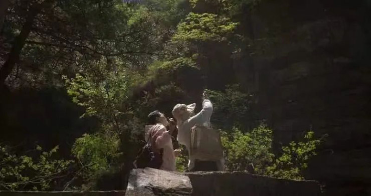 慧眼识太行：初夏时节美丽的秋沟