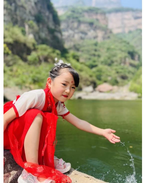 长风破浪会有时，直挂云帆济沧海。高考，加油！