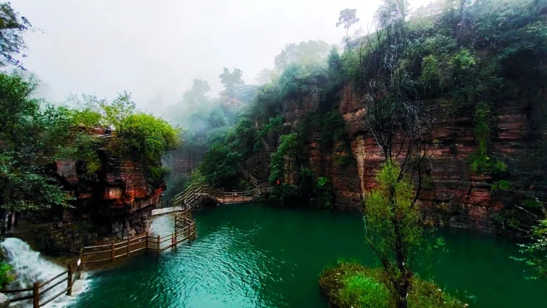 新乡南太行|秋雨绵绵，风景如画